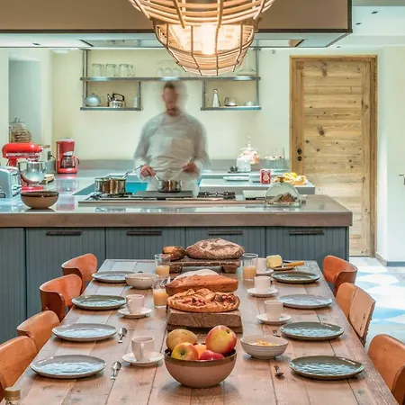 Les Mangeurs D'etoiles Bed & Breakfast *